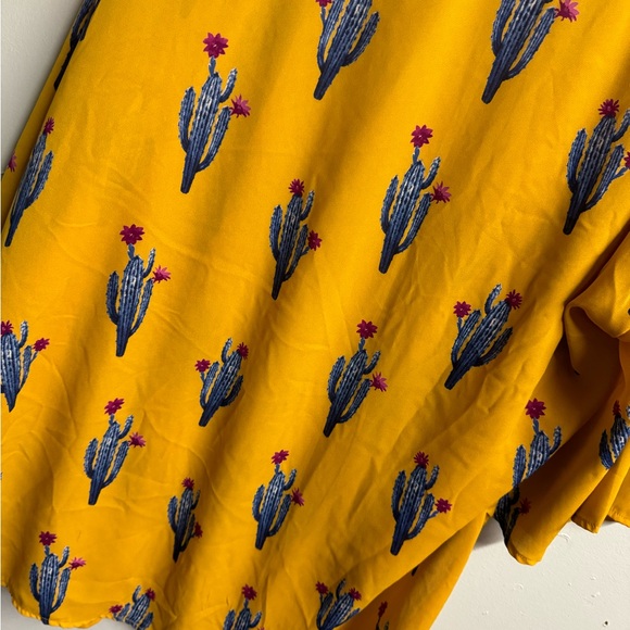 Berry N Cream Summer Cactus Print Shrug - Picture 5 of 5